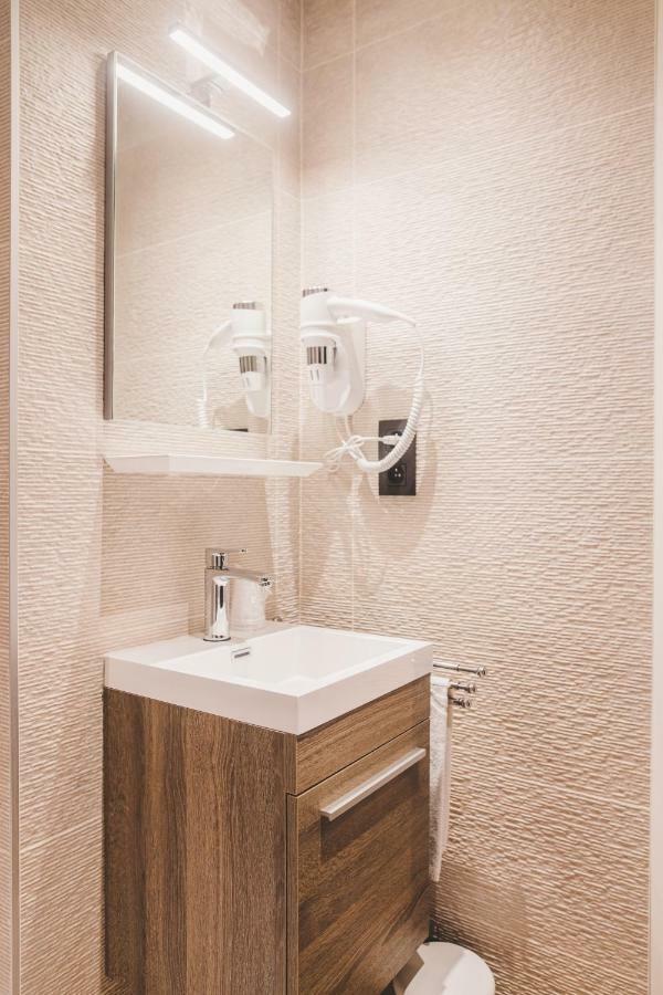 Hors-chateau - Centre Historique Hotel 3*